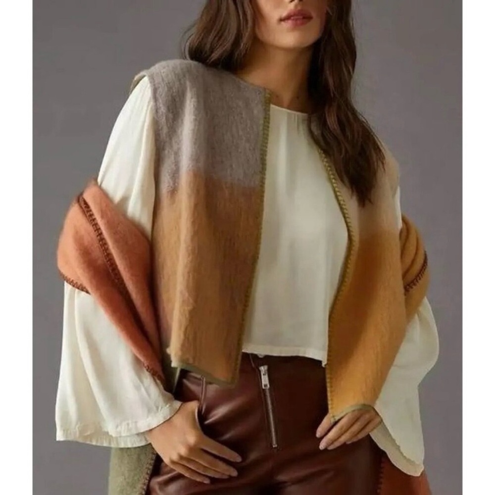 Anthropologie Pilcro Vest fuzzy with scarf